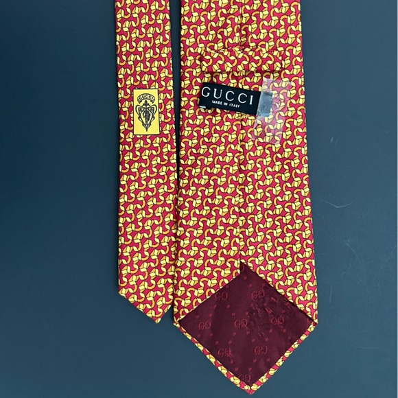 Pre-owned Gucci Mens silk tie Good condition. - Picture 2 of 2